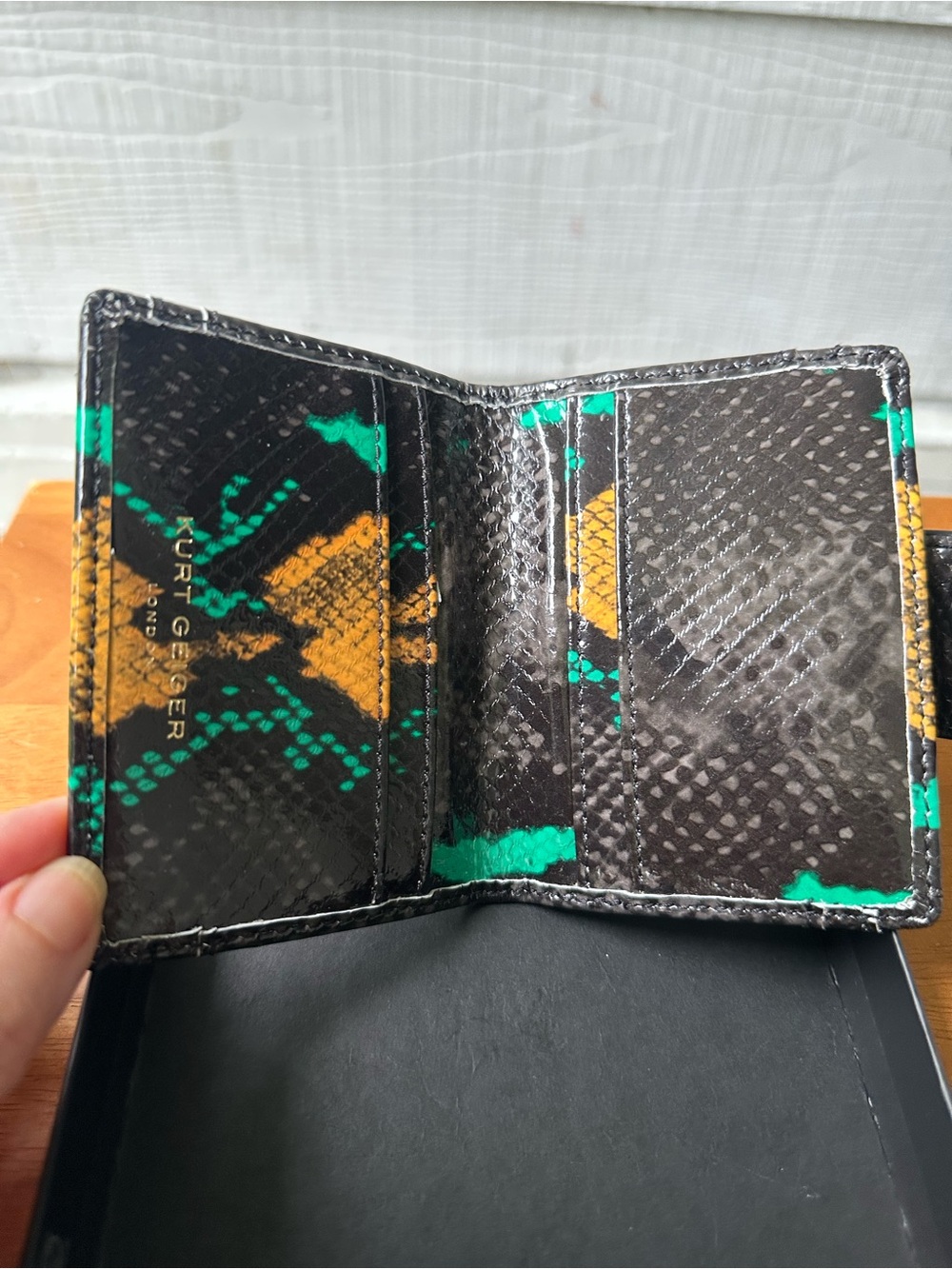 Kurt Geiger Chelsea Snake-Print Card Holder Wallet Embelished Logo Closure NWT - Picture 4 of 6